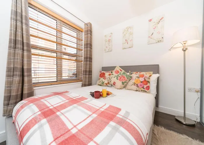 City Centre Posh Parlour Gated Parking 1Bed Wifi