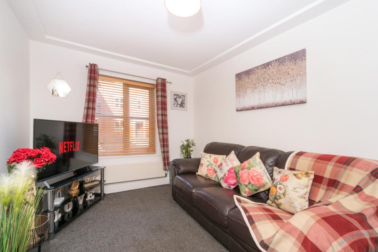 Apartment Centre Posh Parlour Gated Parking 1bed Wifi Kingston upon Hull
