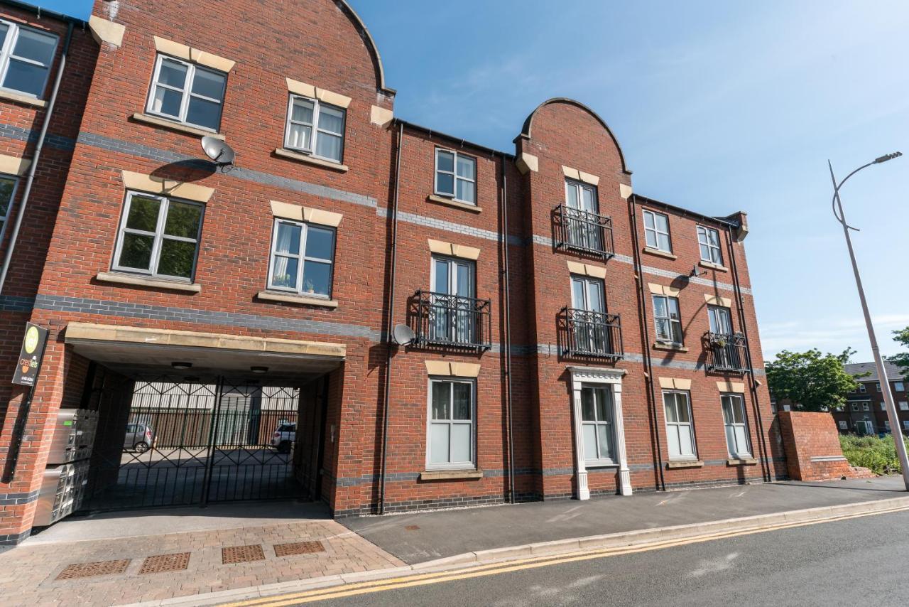 Centre Posh Parlour Gated Parking 1bed Wifi Apartment *