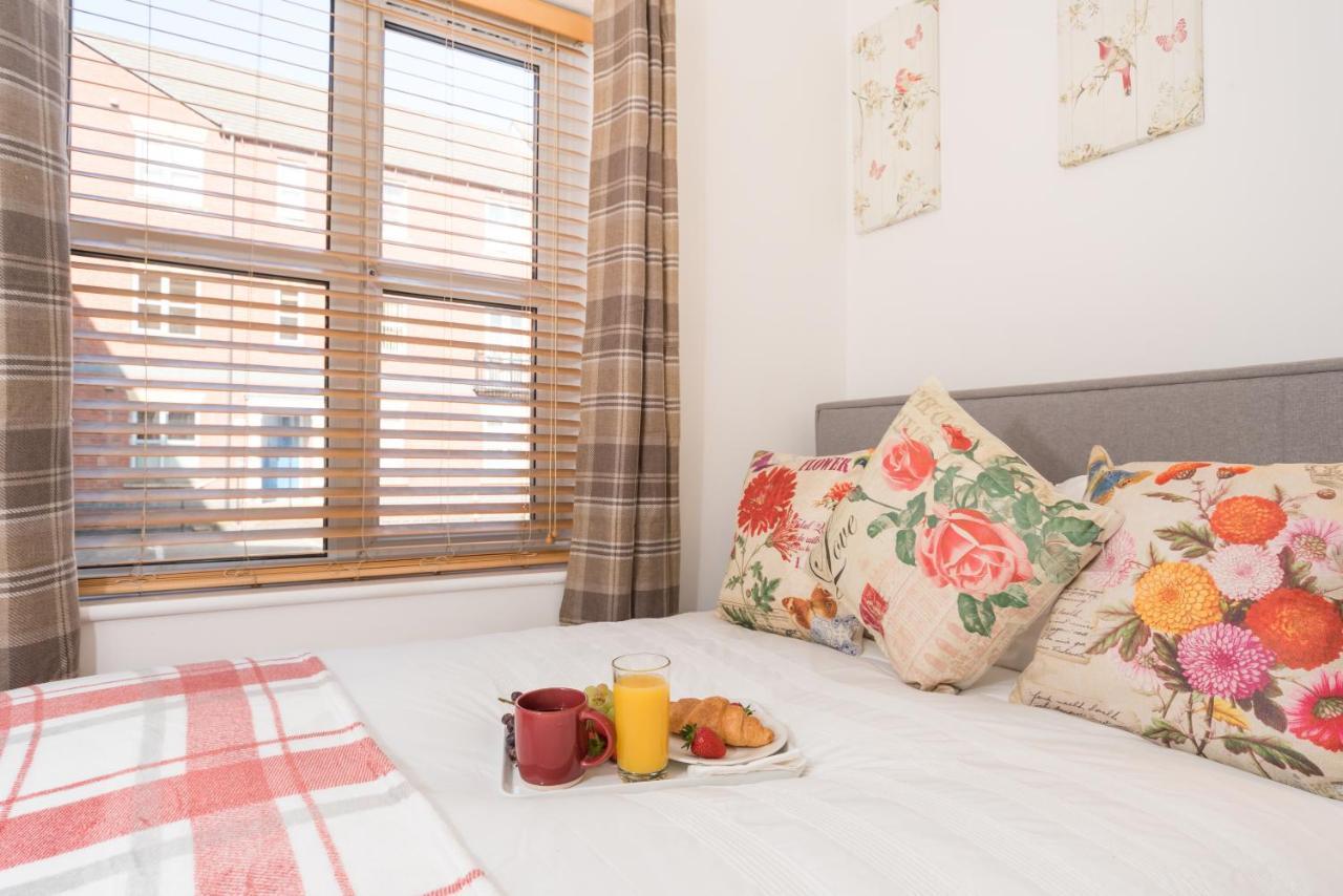 Apartment Centre Posh Parlour Gated Parking 1bed Wifi